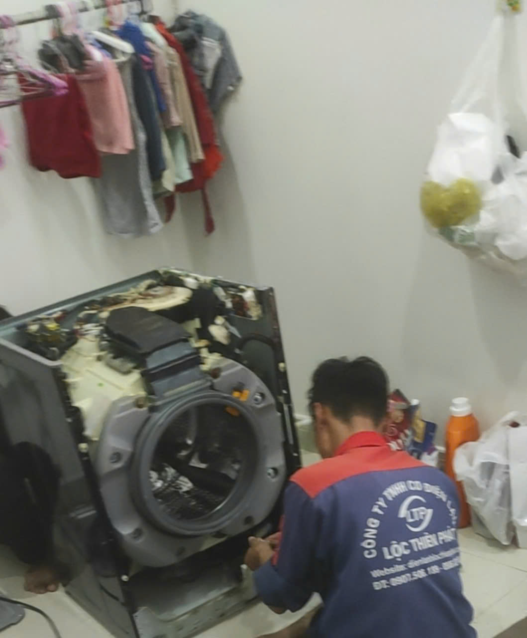 Dịch Vụ Vệ Sinh Máy Giặt Tại Phường Trung Dũng, Biên Hòa, Đồng Nai – Sạch Sâu, Giá Tốt, Diệt Khuẩn 100%